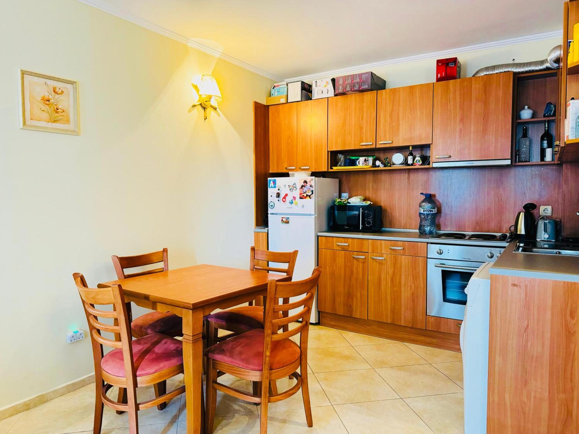 Victoria Two Bedroom Sunny Apartament *